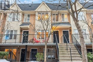 Condo Townhouse for Sale, 208 Niagara Street #36, Toronto (Niagara), ON