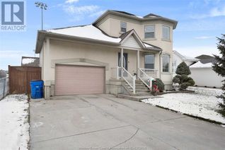 Sidesplit for Sale, 108 Sherwood Court, Chatham, ON