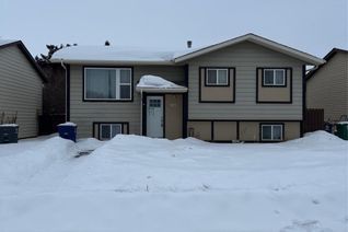 Detached House for Sale, 135 Kirkpatrick Crescent, Saskatoon, SK