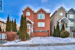 Detached House for Sale, 247 Knapton Drive, Newmarket (Woodland Hill), ON