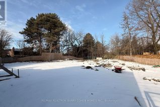 Commercial Land for Sale, 2527 Bayview Avenue, Toronto (Bridle Path-Sunnybrook-York Mills), ON