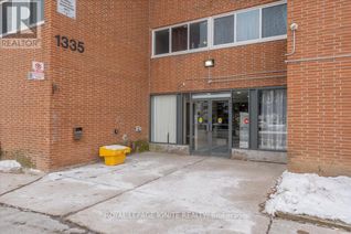 Condo Townhouse for Sale, 1335 Williamsport Drive #204, Mississauga (Applewood), ON