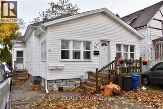 Bungalow for Sale, 368 Maxwell Street, Sarnia, ON