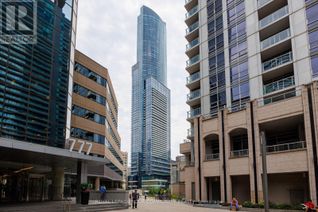 Condo Apartment for Sale, 386 Yonge Street #4313, Toronto (Bay Street Corridor), ON