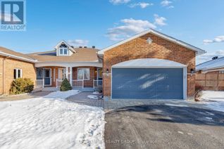 Semi-Detached House for Sale, 201 Pine Hill Drive N, Ottawa, ON