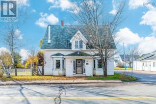 Detached House for Sale, 78 Water Street, Oxford, NS