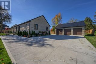 Bungalow for Sale, 185 Commissioners Road E, London, ON