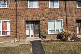 Townhouse for Rent, 3065 Lenester Drive #15, Mississauga (Erindale), ON