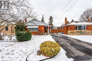 Detached House for Sale, 54 Sherwood Rise, Hamilton, ON