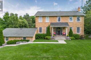 Detached House for Sale, 1189 Kingdale Road, Newmarket (Stonehaven-Wyndham), ON