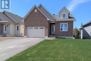 Property for Sale, 105 Rabb Street, Smiths Falls, ON Property for Sale, 105 Rabb Street, Smiths Falls, ON
