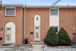 Townhouse for Sale, 151 Gateshead Crescent #98, Hamilton (Stoney Creek), ON