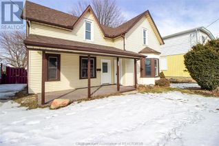 House for Sale, 61 Park Avenue West, Chatham, ON