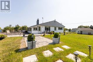 Detached House for Sale, 307 Eadie Road, Russell, ON