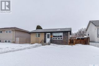 Bungalow for Sale, 1054 Hastings Street, Moose Jaw, SK