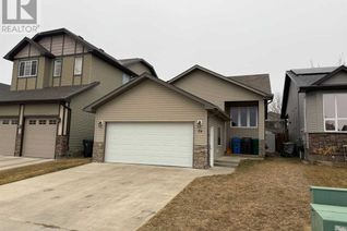 Detached House for Sale, 79 Tartan Boulevard W, Lethbridge, AB