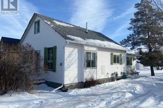 Detached House for Sale, 221 2 Ave E Avenue, Hanna, AB