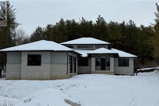 Detached House for Sale, 524-B Scenic Drive, St. George, ON