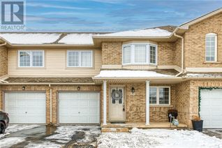 Townhouse for Sale, 24 Kenyon Crescent Unit# 30, Grimsby, ON