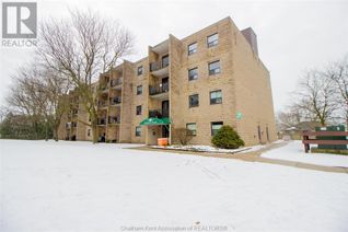 Condo for Sale, 130 Park Avenue East #404, Chatham, ON