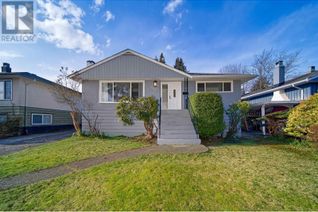 Detached House for Sale, 860 Whitchurch Street, North Vancouver, BC