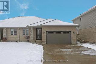 Semi-Detached House for Sale, 49 Blairmont Terrace, St. Thomas, ON