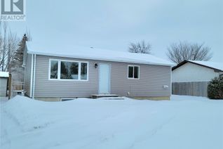 Bungalow for Sale, 2152 Deans Crescent, North Battleford, SK