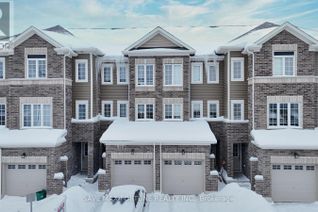 Freehold Townhouse for Sale, 15 Pumpkin Corner Crescent, Barrie, ON