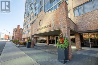 Condo for Sale, 15 Maitland Place #905, Toronto (Cabbagetown-South St. James Town), ON