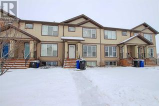 Freehold Townhouse for Sale, 10 Arlen Close, Blackfalds, AB