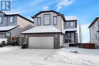 Detached House for Sale, 12 Westmount Circle, Okotoks, AB