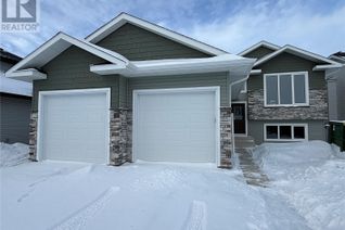 Detached House for Sale, 818 Weir Crescent, Warman, SK