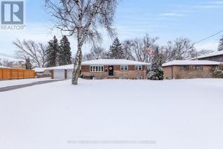 Property for Sale, 128 Maytree Avenue, Whitchurch-Stouffville (Stouffville), ON