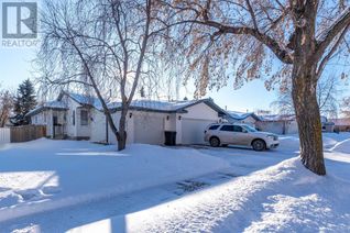 Bungalow for Sale, 4807 47 Street, Lloydminster, SK