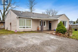 House for Sale, 4 Hughes Street, Richmond Hill (Oak Ridges), ON