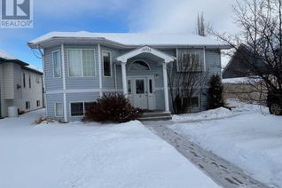 House for Sale, 10333 83 Street, Peace River, AB