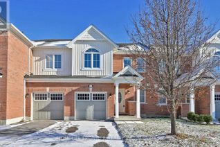 Townhouse for Sale, 7 Hutt Crescent, Aurora, ON