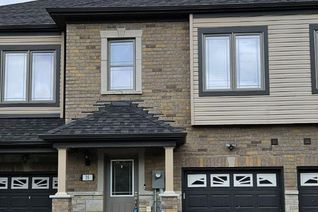 Townhouse for Rent, 35 Cygnus Crescent, Barrie (Ardagh), ON