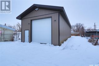 Industrial Property for Sale, 816 Angus Street, Regina, SK