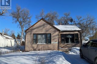 Bungalow for Sale, 827 Cameron Street, Regina, SK