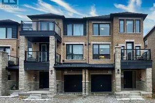 Freehold Townhouse for Sale, 18 Red Maple Lane, Barrie (Innis-Shore), ON