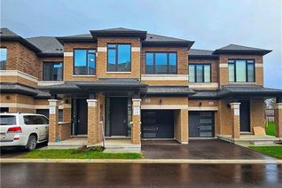 Freehold Townhouse for Sale, 30 Bluebird Lane, Barrie, ON