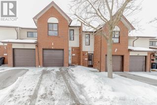 Condo Townhouse for Sale, 4 Collins Crescent, Brampton (Brampton North), ON