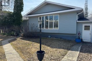 Bungalow for Sale, 210 Railway Avenue, Hazel Dell, SK