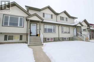 Freehold Townhouse for Sale, 153 Old Boomer Road, Sylvan Lake, AB