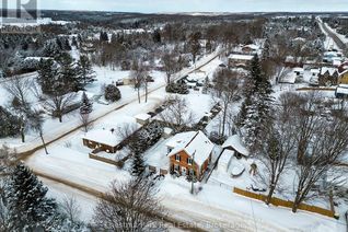 Detached House for Sale, 8 Levitta Street, Grey Highlands, ON