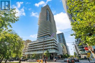 Condo Apartment for Sale, 185 Roehampton Avenue #702, Toronto (Mount Pleasant West), ON