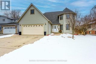 Detached House for Sale, 501 Brooke Street, Plympton-Wyoming (Plympton Wyoming), ON