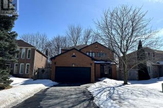 Detached House for Sale, 228 Elman Crescent, Newmarket (Bristol-London), ON