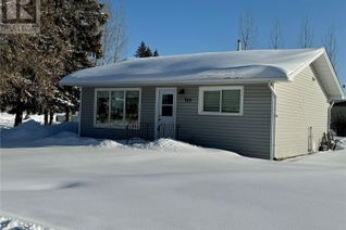 Bungalow for Sale, 707 1st Avenue Ne, Preeceville, SK